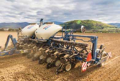 mlátičky a harvestory Kloubové nakladače P & L, spol. s r. o., provozovna KROMĚŘÍŽ Altýře 4416/1e 767 01 Kroměříž tel.: 573 372 226 e-mail: kromeriz@pal.cz www.