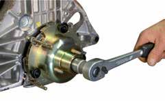 4968/3 P7 Mechanický stahovák pružin Nezbytný přípravek pro montáž gufera s magnetickými póly na klikovou hřídel ze strany