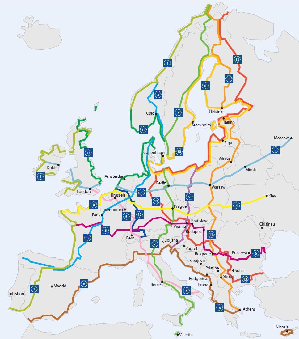 Obrázek 74 - Systém evropských cyklotras EuroVelo. Zdroj: http://www.eurovelo.org/routes/ 8.2.2 Nadregionální trasy Trasy nadregionálního významu korespondují s mezinárodními trasami.