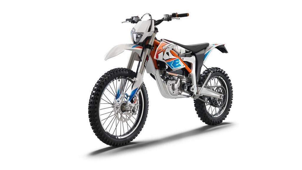 Ktm dokonce pořádá závody motokrosových elektromotocyklů nazvané KTM Electric Bike Race. Také Harley Davidson představil motocykl Livewire, zatím se jedná o prototyp.