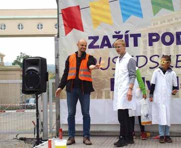 září zaplnilo dětskými závodníky překážkového běhu tzv. bootcampu.