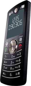 Sony Ericsson Z610i Sony Ericsson Z610i je stylový multimediální telefon, v jehož výbavě se můžete těšit na dvoumegapixelový fotoaparát, paměťové karty, podporu sítí třetí generace nebo MP3