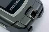 SAMSUNG katalog mobilů Samsung ZV40 hlavní nabídka telefonu editor zpráv foto z mobilu Jako návrat ke klasickým stříbrným véčkům může někomu připadat Samsung