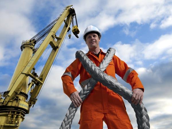 Marine bezpečnost v lodním průmyslu Dyneema lana jsou v posledních letech velmi vyhledávaná v námořním průmyslu.