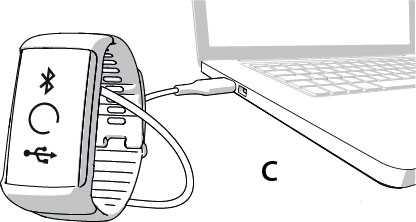 3. Druhý konec kabelu zapojte do portu USB počítače, pro nastavení sporttesteru a nabití baterie (C). 4.