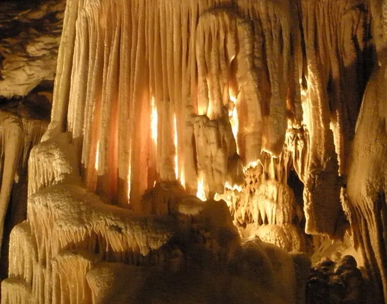 15 / 7 dítě. Nově od dubna 2011 budou zpřístupněny jeskyně Mahorčič, Marinič a Mala dolina. [30