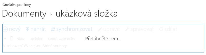 v Průzkumníku souborů Windows či v jiné aplikaci pro práci soubory, např. v Total Commanderu. Vybrané soubory táhneme myší do horní části okna pod název složky OneDrive pro firmy, např.