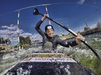 Když už jsem zmínil Ondřeje Tunku, tak nesmím opomenout jeho senzační vítězství na prestižních závodech White Water XL, které se konaly v lednu na Novém Zélandu.