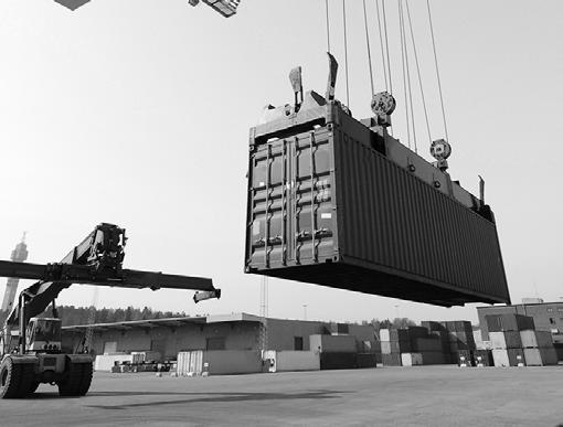 přepravy Individuální řešení specifických požadavků NÁMOŘNÍ PŘEPRAVY Mezinárodní síť vlastních poboček Exportní a importní přepravy Přeprava celokontejnerových (FCL) a kusových (LCL) zásilek Vlastní