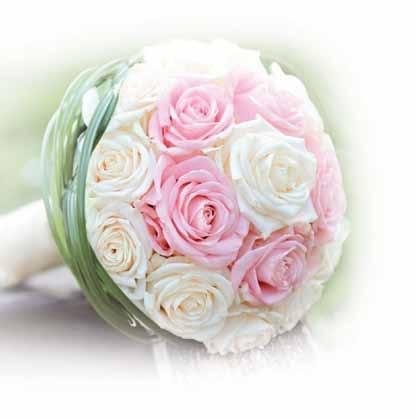 Poté společně vyberete přesně ty pravé květiny a barvy do Vaší svatební kytice, které Vám perfektně padnou a budou odrážet vaši povahu a individualitu.