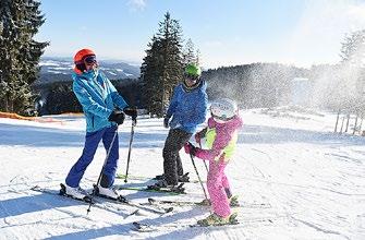 Skiareál Lipno Nejen lyžování, ale hlavně zábava na svahu 11,8 km špičkově upravených sjezdovek Zábavná skicrossová trať 1 250 m Měřený slalom K Yettimu pro malé i velké lyžaře s duší závodníka