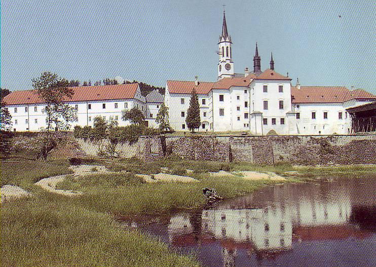 Vyšší Brod - cisterciácký klášter Klášter založil Vok z Rožmberka roku 1258.