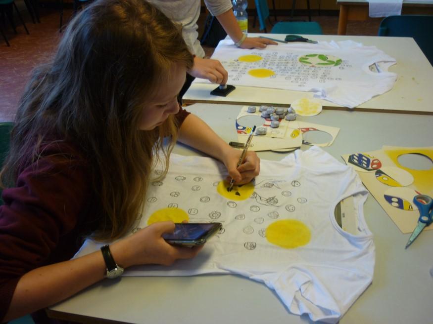 Středa: POM POM DANCE MINI KREATIVKA Viz pondělí. Ve středu v zrcadlovém sále DDM. Čas schůzky: 16.00-17.30 hod.