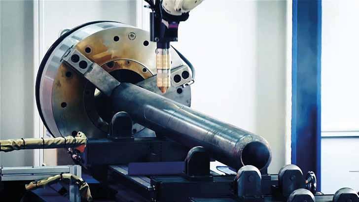 VÝROBNÍ TCNOOGI Úpravy a výroba dle zadání a přání zákazníka Robotické pracoviště výroby stožárů