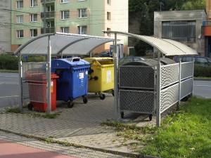 nadzemní kontejnery, skladování a manipulace s odpady