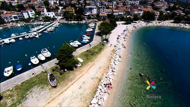 CHORVATSKO CRIKVENICA apartmány 2017 senior program 55+ Známé a velmi oblíbené turistické centrum Crikvenica je 37 km vzdálené od Rijeky a je již více než sto let považováno za mimořádně vhodné