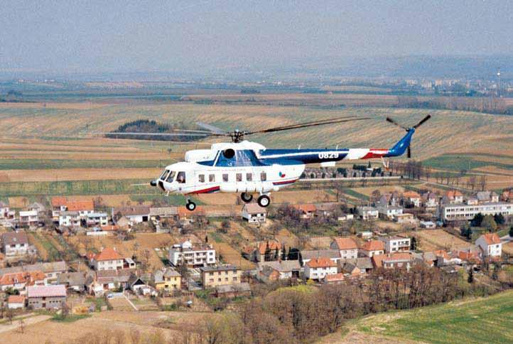 Dopravní letecký pluk a j e h o zabezpečení 1993 2004 K 1. červnu 1993 vznikla z 8. praporu letištního a radiotechnického zabezpečení ke stejnému účelu 3.