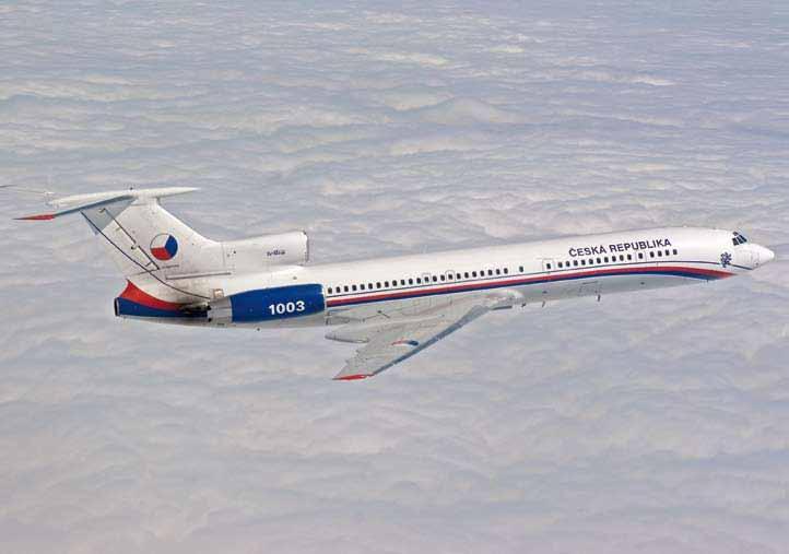 Tupolev Tu-154M Třímotorový proudový dopravní letoun pro přepravu osob a