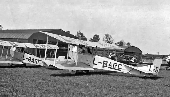 Letoun Aero A.14.18 s poznávací značkou L-BARC, který při slavnostním zahájení provozu Československých státních aerolinií 28. října 1923 pilotoval šéfpilot aerolinií rotmistr Karel Brabenec.