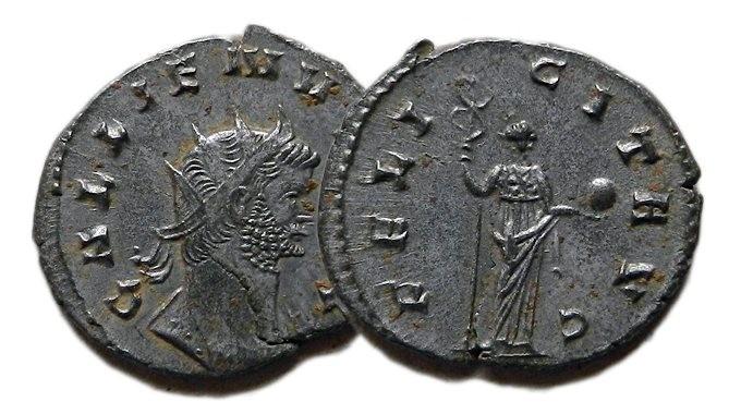 Tento revers je nejvíce spojen s reformou mincovnictví v roce 348, kdy se objevil nový nominál maiorina a na mince se na krátný čas