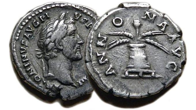 Další z císařů používající tento revers byl například Hadrian.