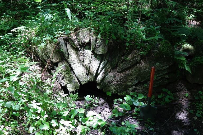 Nový mlýn Nejzajímavější na tomto mlýně byl jeho nezvykle zachovalý náhon, podle kterého jsme pak také poznali hodně věcí.