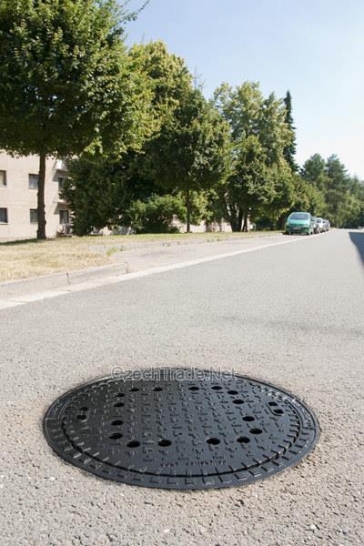 Poklopy Poklop třídy A 15 chodci a cyklisti Poklop třídy B 125 stání a parkování osobních vozidel