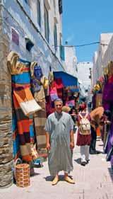 Maroka, města Tanger. Nocleh vokolí města Tanger ve 3* hotelu. 6. den: po snídani krátká prohlídka Tangeru, města vseverním Maroku, mísí se zde mnoho kultur, naleznete zde spoustu legend azáhad.