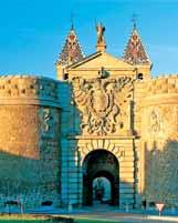 dnes kostel Cristo de la Luz), odjezd do Aranjuez (UNESCO 2001), prohlídka letního královského paláce a historického centra města (náměstí Mariblanca s paláci šlechty akrálovských úředníků), ve