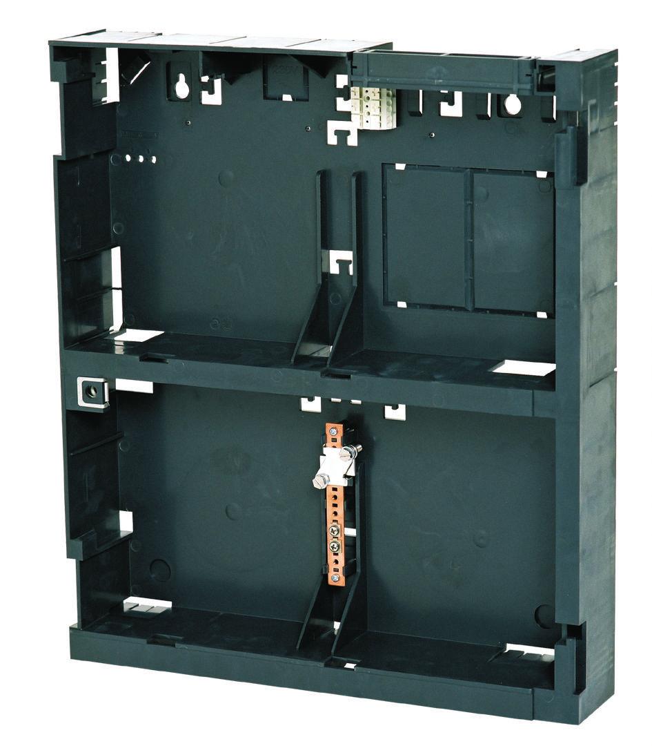 52 Modlární ústředna EPS FPA-5000 Skříně pro instalaci do rámů FPA-5000 1 FMH 0000 A Střední montážní rám Střední montážní rám je potřebný pro instalaci Velké skříně pro napájecí zdroj PMF 0004 A do