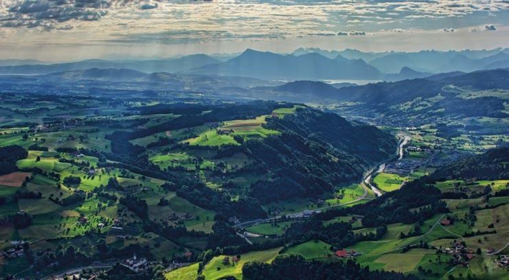 PŘÍSTUP SPOLEČNOSTI SIKA K UDRŽITELNOSTI A EFEKTIVITĚ ENERGIE TRVANLIVOST Optimalizace návrhu betonové směsi Superplastifikátor Zkrácení doby mletí Intenzifikátory mletí Zkrácení doby tvrdnutí