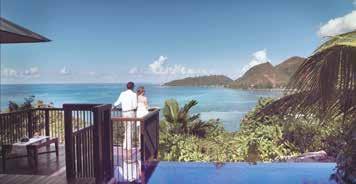 Přímo naproti resortu je neobydlený ostrůvek Curieuse, kam se můžete vydat na výlet. Raffles Praslin sbírá ocenění jako jeden z nejlepších resortů na světě.