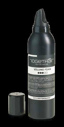 VOLUME FOAM GMO free NANOMATERIALS HOLD S PHYTOKERATINEM FIXACE 250 ml kod 19617 CZ Krémová texturizační pěna na bázi Phytokeratinu dodává podporu a objem i těm nejjemnějším vlasům.