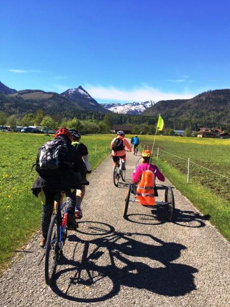 Expedice Přes Bar nabídla účastníkům se zdravotním postižením nevšední sportovní a cestovatelské zážitky při překonávání bariér v Alpách.