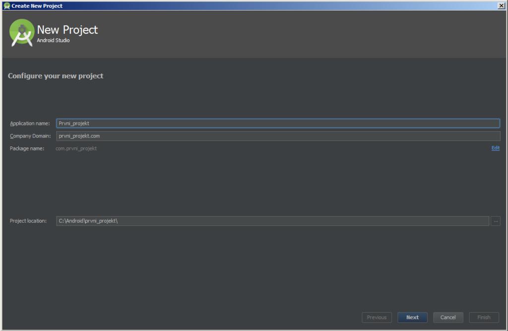 4 PŘEDSTAVENÍ VÝVOJOVÉHO PROSTŘEDÍ ANDROID STUDIO Obrázek 12: Průvodce novým projektem - Specifikace parametrů (zdroj: vlastní) V následujícím kroku je umožněn výběr zařízení, pro které bude aplikaci