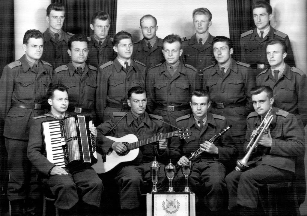 NTEREWEE: PHOTO TAKEN N: NTEREWER: Kurt Kotouc Frydek Mistek 1950s Pavla Neuner This is some horrible army chorus where was singing. am standing in middle row second from left.