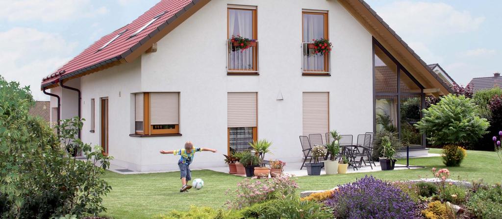 Venkovní rolety Venkovní rolety představují jeden z nejlepších a také nejpoužívanějších způsobů stínění rodinných domů či bytů.