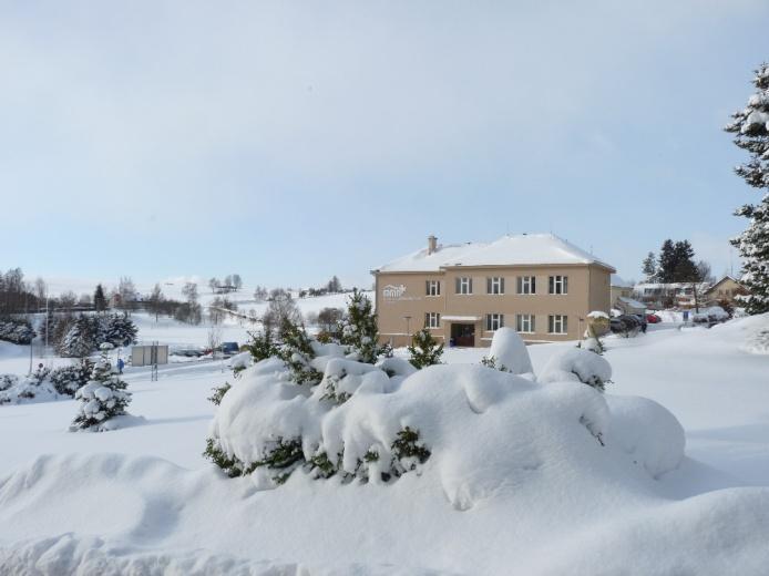 Celostátní projekt NEMOCNICE ČR 2015 (očima pacientů) HealthCare Institute probíhal od 1.2.2015 31.8.