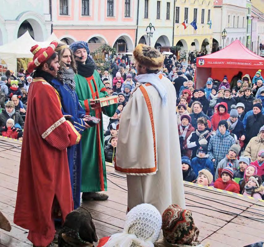 PELHŘIMOVSKO Mezinárodní festival rekordů a kuriozit PELHŘIMOV MĚSTO REKORDŮ Pelhřimov město Rekordů 50 salto vzad za 10 minut Každoročně druhý víkend v červnu se v