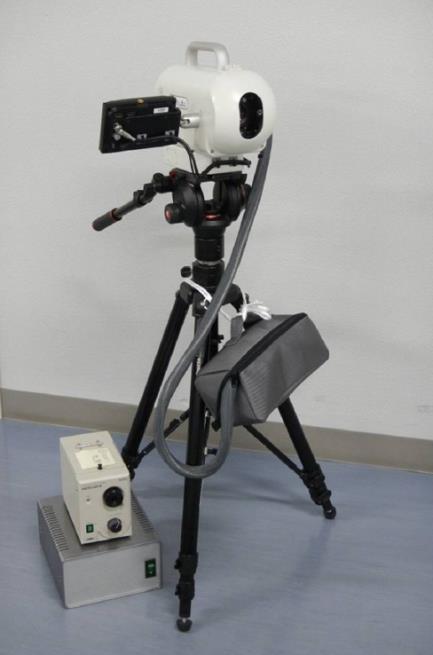 3.7 HSI snímač + CW laser HSI neboli hyperspektrální zobrazování je metoda, která v krátkém čase umožňuje zaznamenat světelné spektrum každého pixelu snímané oblasti a následně konstruovat snímky.