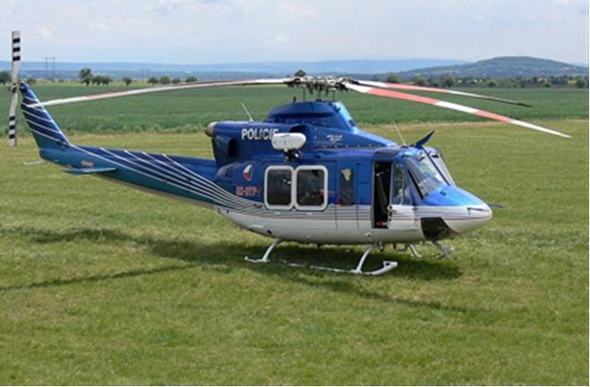 UTB ve Zlíně, Fakulta logistiky a krizového řízení 33 Tabulka 3 Technické údaje vrtulníku Bell 412 HP/EP a Erocopter EC 135 T2 [27] Technické údaje vrtulníků Bell 412 HP/EP Eurocopter EC 135 T2 Počet
