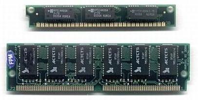 6 Paměťové moduly Dynamické operační paměti se do prvních počítačů osazovaly v pouzdrech typu DIP (viz obrázek 2.11) přímo do patic základních desek [11].