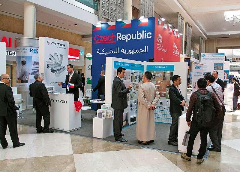 Českéoficiální účasti na veletrzích Kalendář Český stánek na minulém ročníku výstavy MiddleEast Electricity, která se konala v Dubaji. FoTo:veleTrhybrNo 16