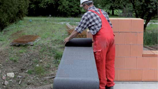 7.13 Zdivo je třeba chránit před deštěm a sněhem Všechny stavební materiály se musí již před zpracováním chránit proti zvlhnutí.