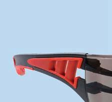 Široký elastický pás zajišťuje zlepšené posazení a lze jej