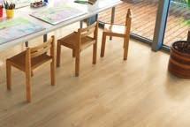 Podlahy EGGER Design jsou ze 70 % vyrobeny ze dřeva s