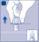 Pokud byste se dotkl(a) trnu adaptéru injekční lahvičky, mohla by se z vašich prstů přenést infekce. Položte injekční lahvičku na hladký a pevný povrch.