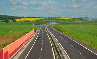 Na těchto 18 km dálnice se nachází celkem dvě nezprovozněné odpočívky, a to Kurovice v km 21,1 a v km 21,6.