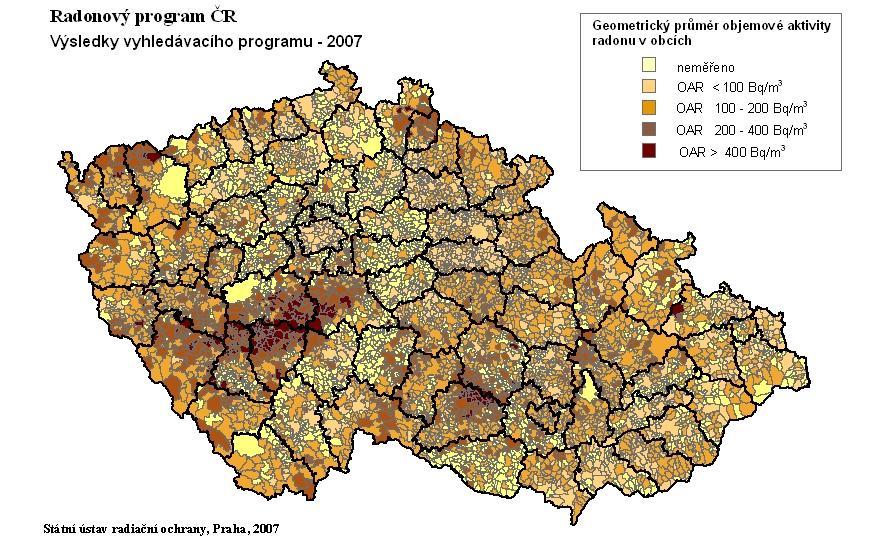 Obrázek 2: Mapa nebezpe í výskytu radonu Obrázek 3: Mapa m ených koncentrací radonu v budovách 2.