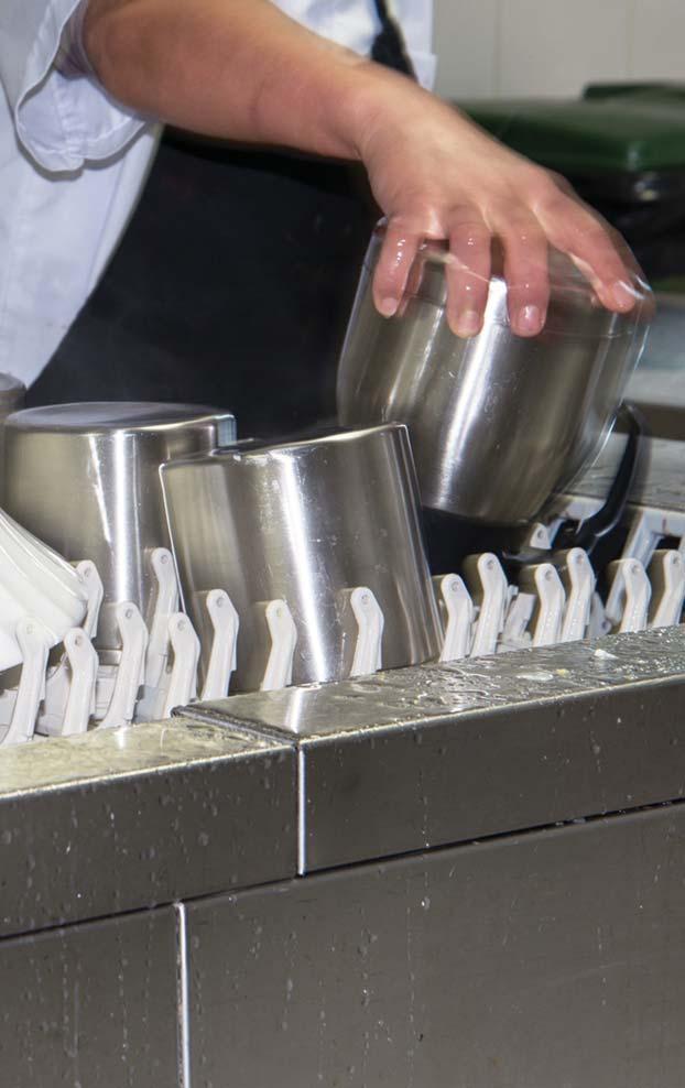 ruční mytí nádobí SWIFT EXTRA Mycí prostředek na ruční mytí nádobí.